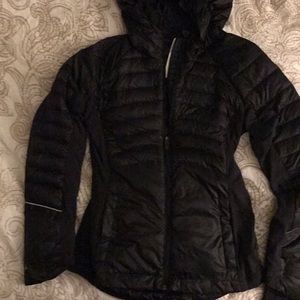 Lululemon down for a run jacket